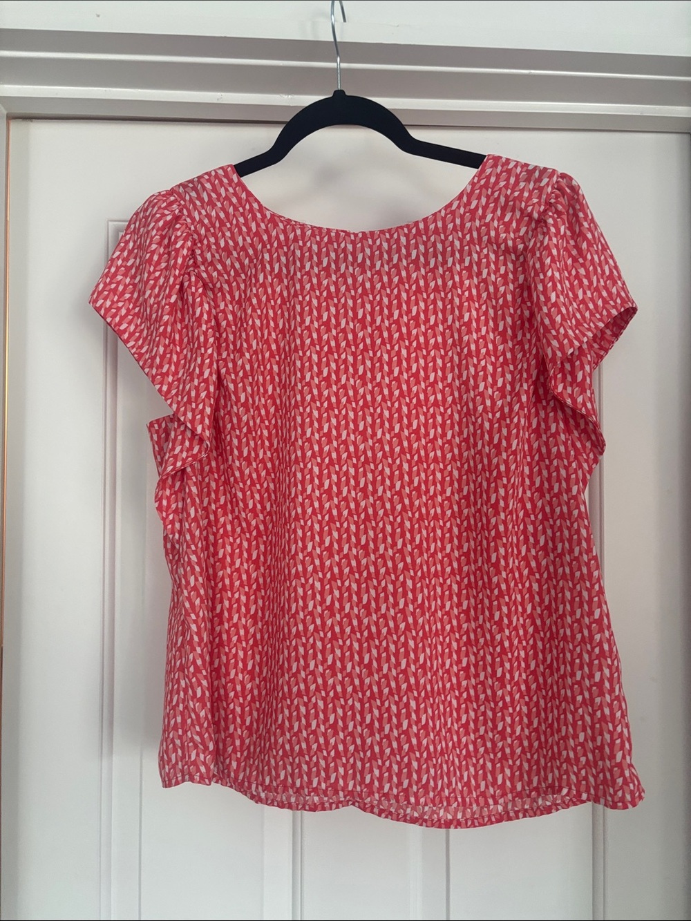 Banana Republic Coral-White Printed Ruffle Sleeve Top